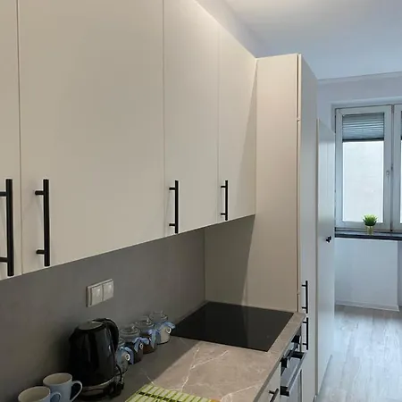 Apartment Kawalerki Basi Przy Dabrowskiego 22 Katowice